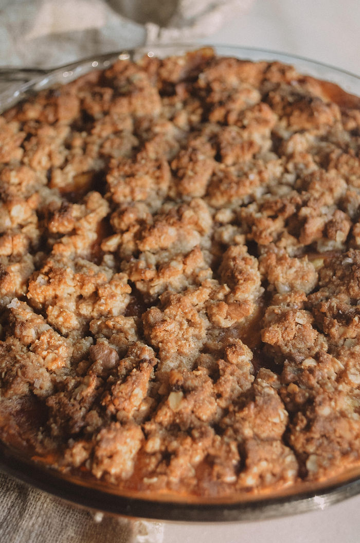 Gluten-free peach crumble